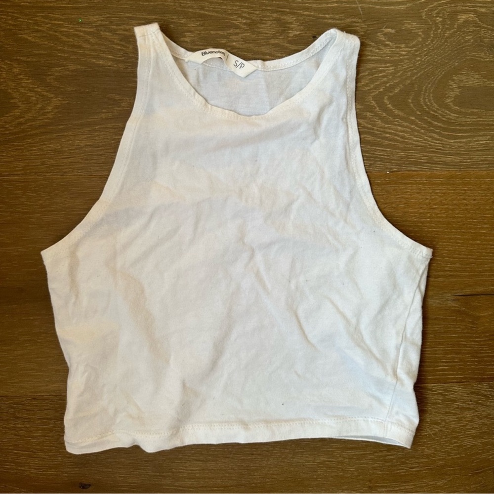 White basic crop top